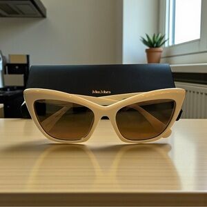 MaxMara White Cat-Eye Sunglasses